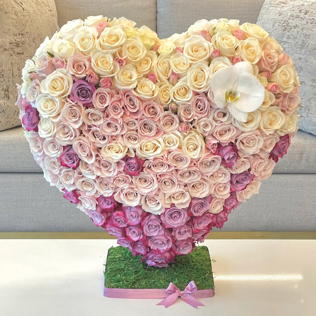 Grand Heart of Roses – Luxury Multicolor Floral Sculpture